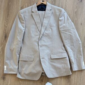 Tommy Hilfiger Tan Suit